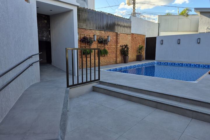 Pool 26 of 38