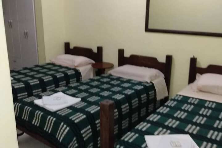 Room 10 of 26