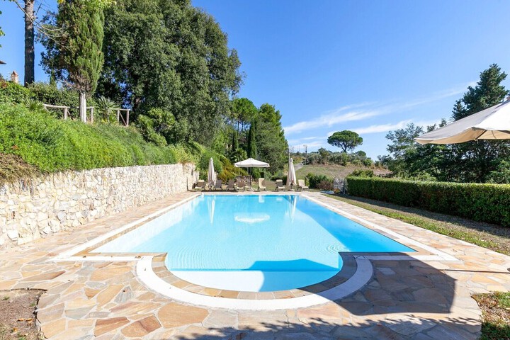 Pool 17 of 43