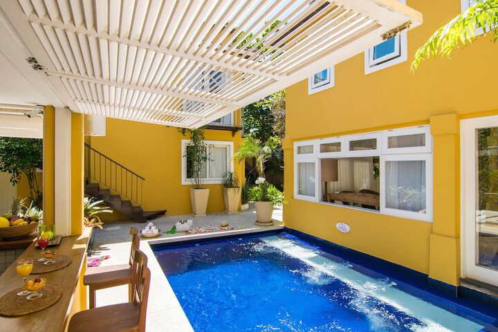 Pool 47 of 105
