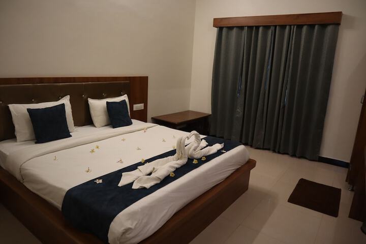 Room 27 of 54