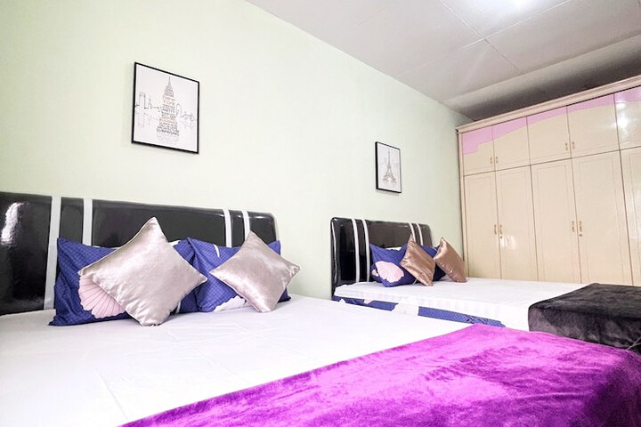 Room 35 of 62