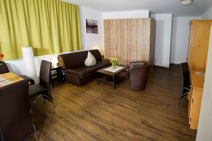 Room 14 of 46