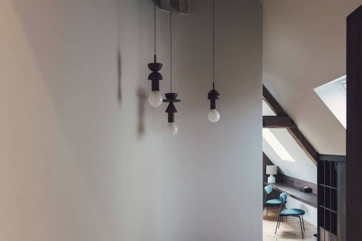 Room 85 of 224