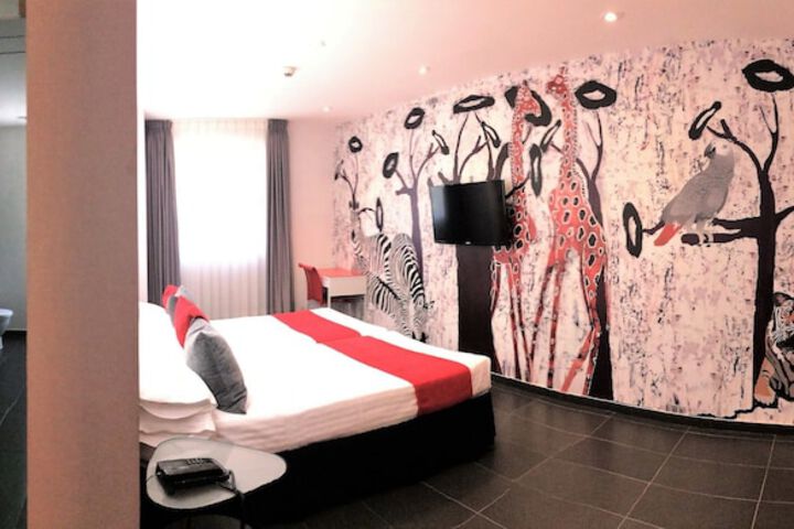 Room 39 of 60
