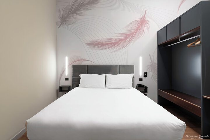 Room 50 of 67