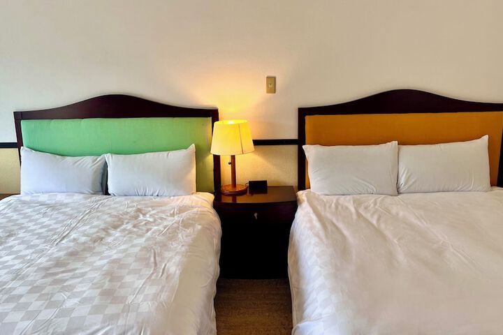 Room 30 of 149