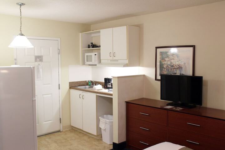 Private kitchenette