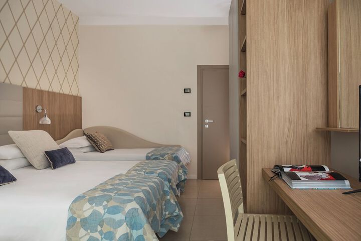 Room 45 of 89
