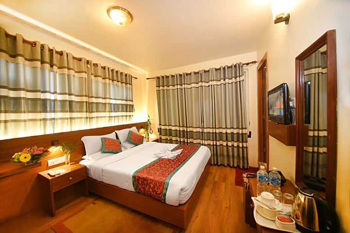 Room 8 of 55