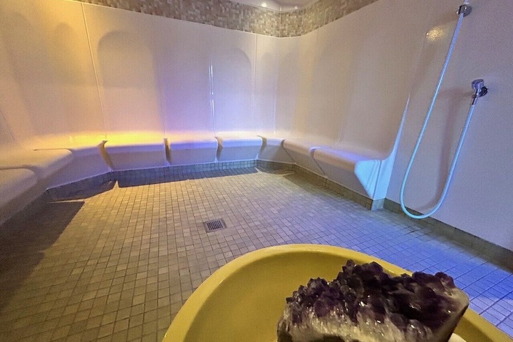 Spa 5 of 10