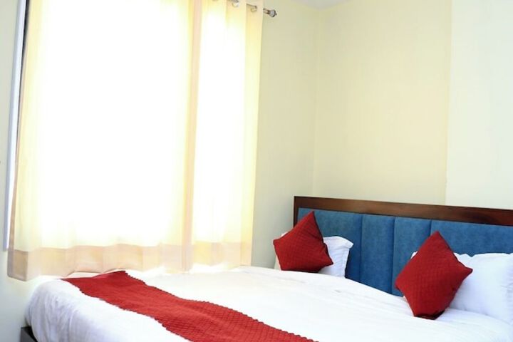 Room 5 of 15
