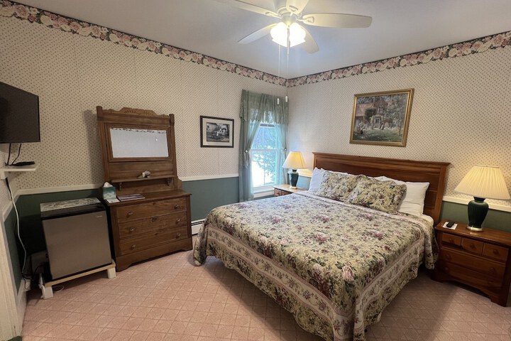 Room 21 of 86
