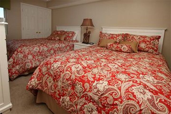 Room 3 of 36
