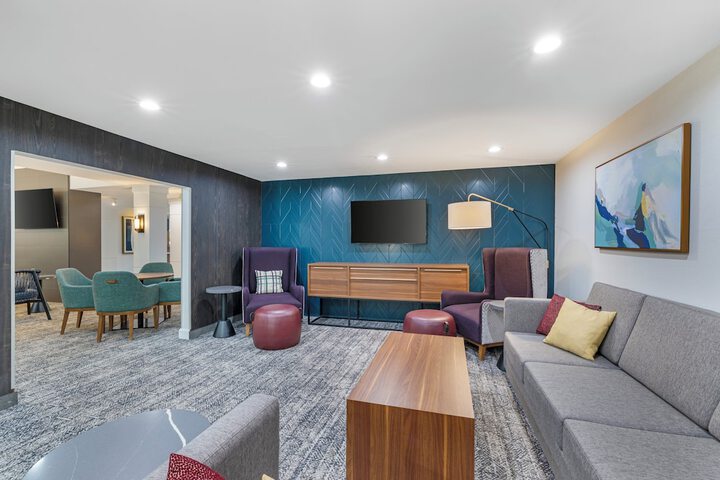Hotel 64 of 67