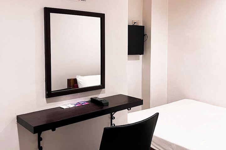 Room 57 of 90