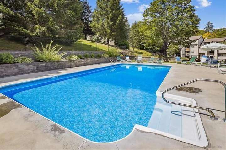 Pool 62 of 93