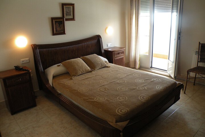 Room 5 of 44