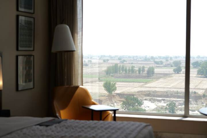Room 30 of 88