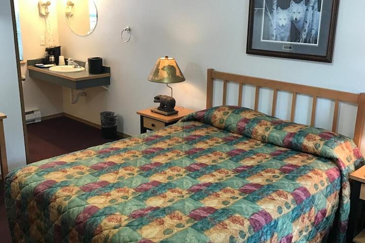 Room 7 of 23
