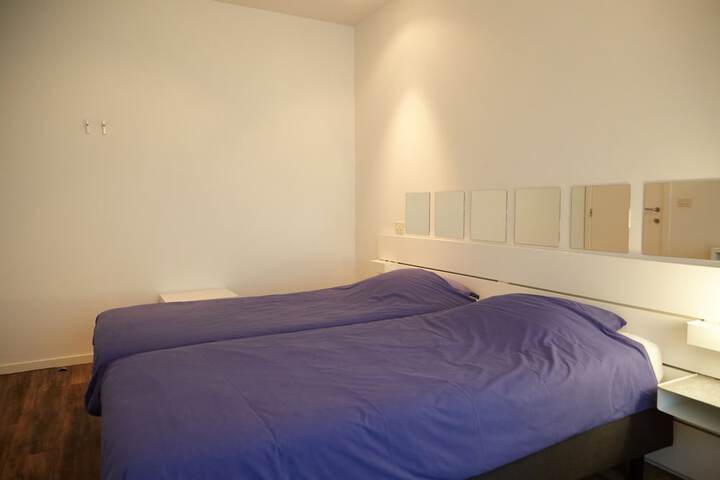 Room 10 of 64