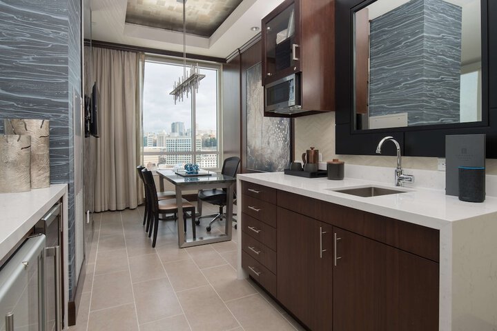 Private kitchenette