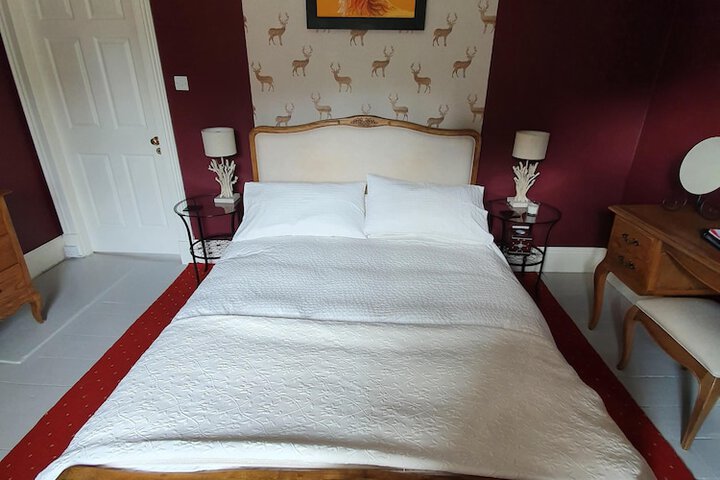Room 8 of 32