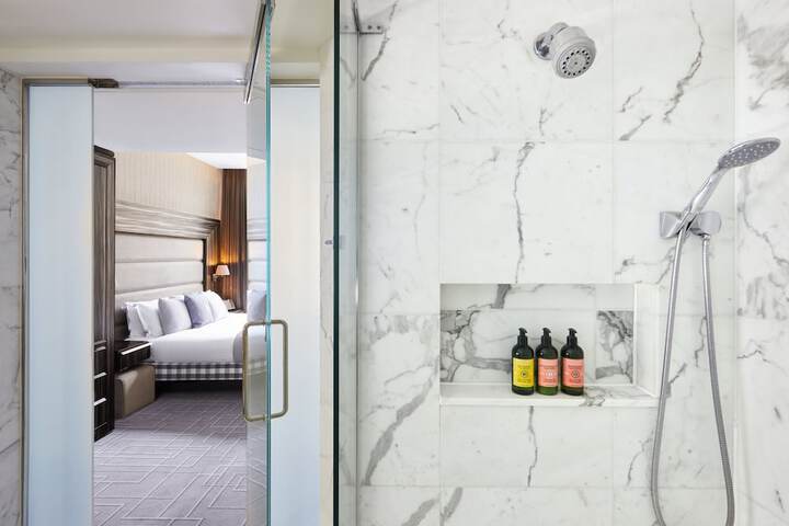Bath Interior