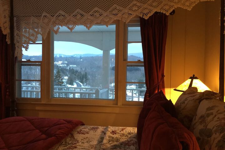 Room 64 of 148