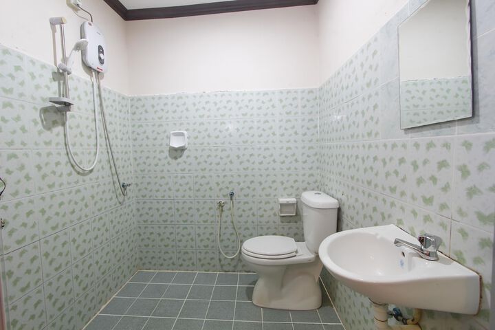 Room 7 of 30