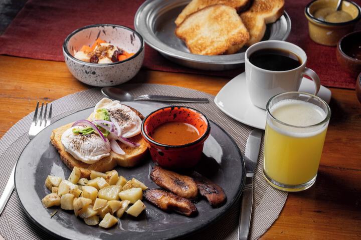 Breakfast meal