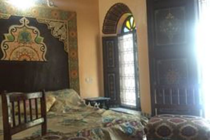Room 16 of 37