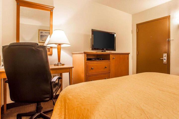 1 Double Bed (3 of 21)