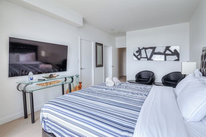 Room 16 of 60