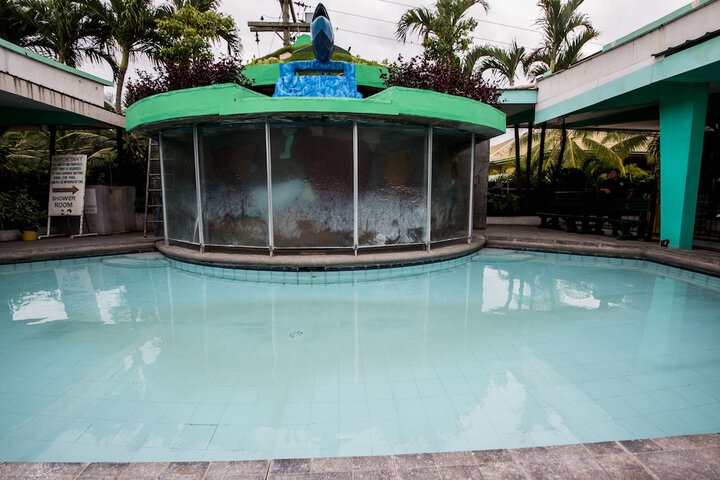 Pool 13 of 23