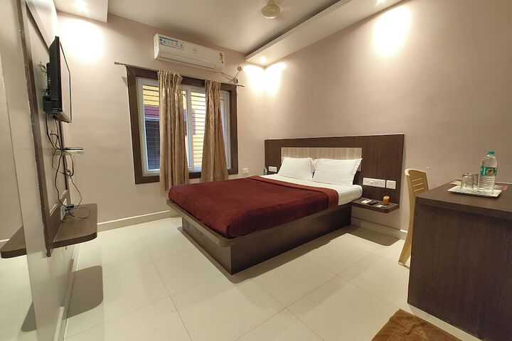 Room 15 of 24