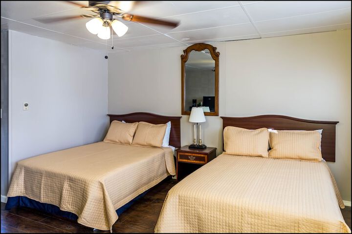 Room 3 of 71