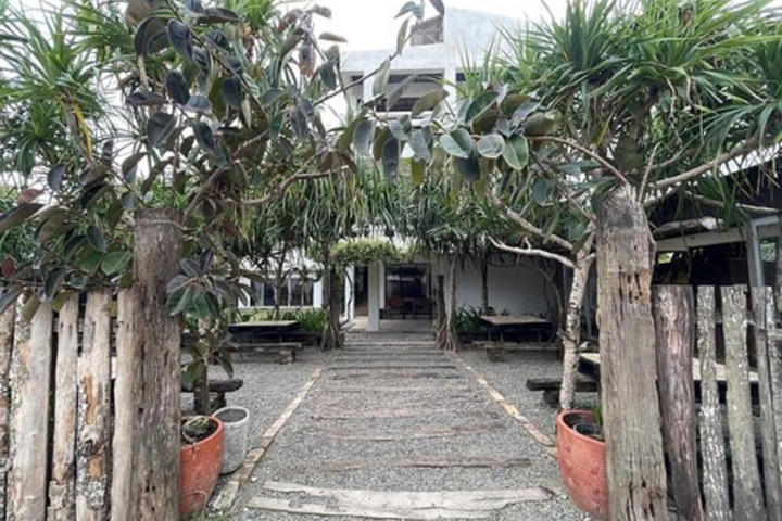 Hotel 57 of 59