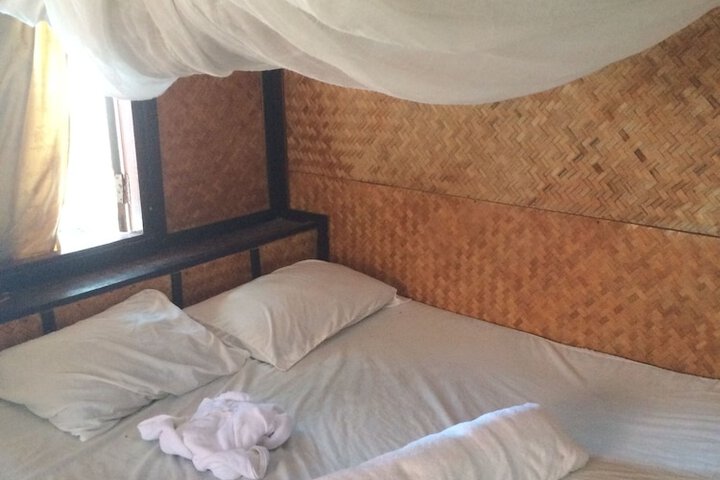 Room 5 of 42