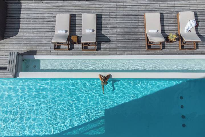 Pool 32 of 58