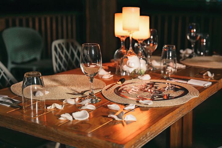 Dining 51 of 83