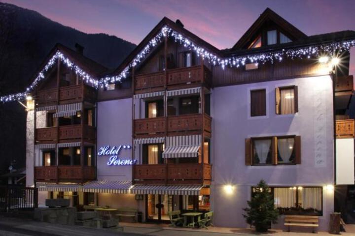 Hotel Serena