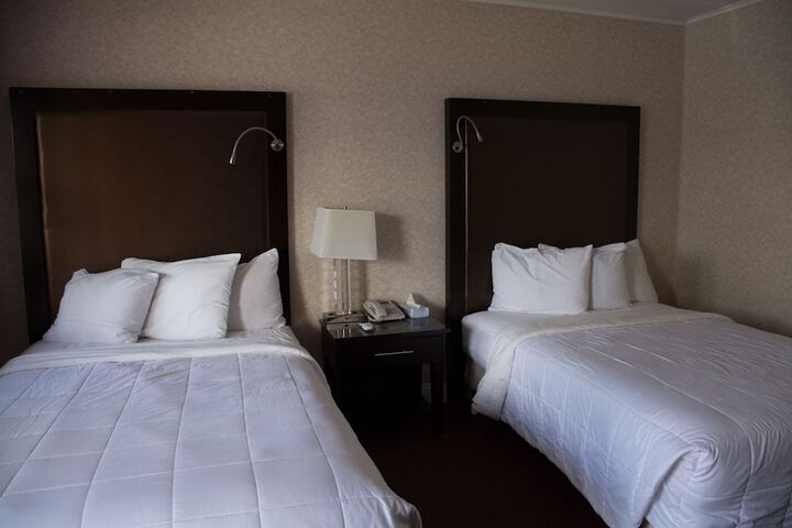 Room 14 of 22