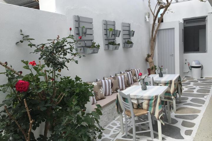 Dining Photos