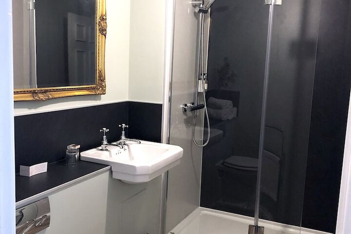 Room 15 of 47
