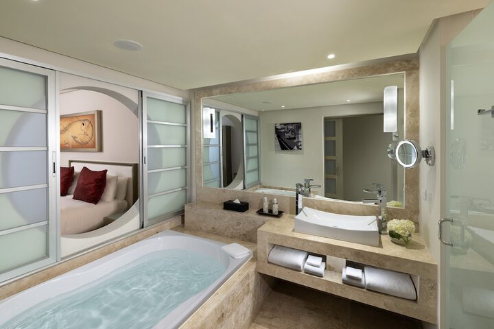 Room 45 of 177