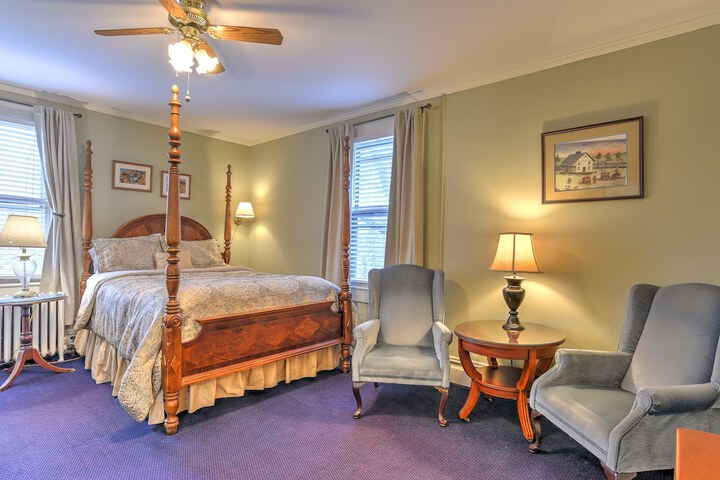 Room 6 of 48