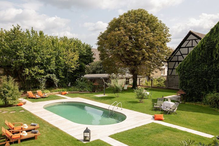 Pools & Facilities
