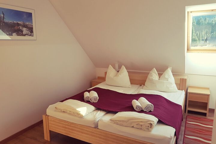 Room 8 of 60