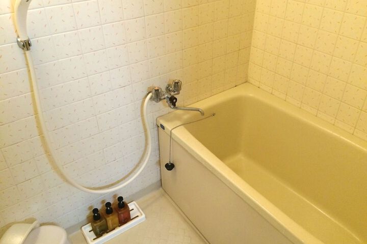 Room 15 of 25